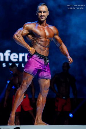 MEN'S PHYSIQUE 179